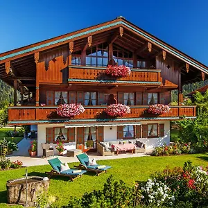Haus Am Schmiedweg Apartment Reit im Winkl